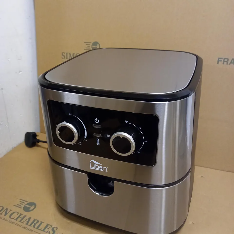 UTEN 5.5L 1700W AIR FRYER 