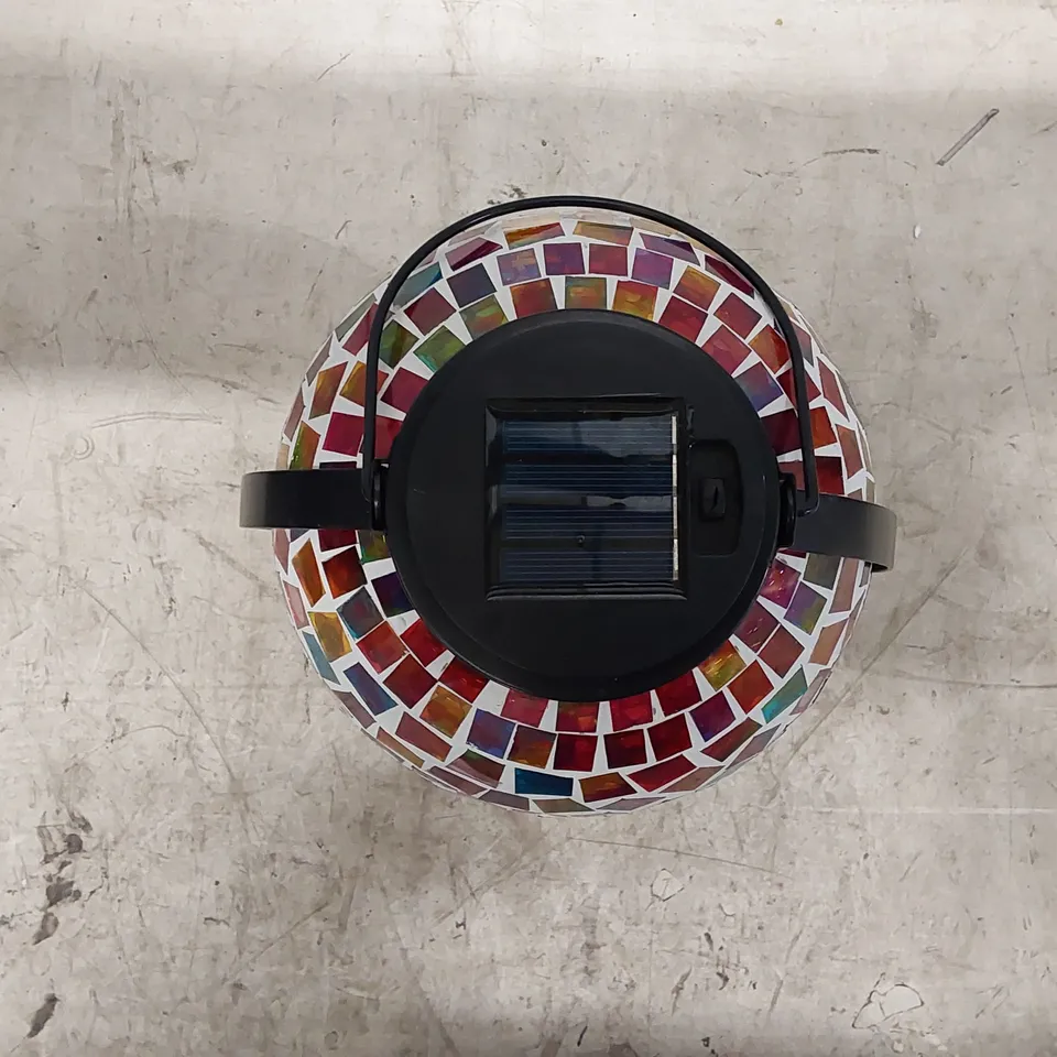 BOXED GARDEN REFLECTION OUTDOOR LANTERN LIGHT // FAULTY (1 BOX)