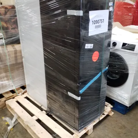 PALLET OF APPROXIMATELY 2 UNPROCESSED RAW RETURN WHITE GOODS TO INCLUDE