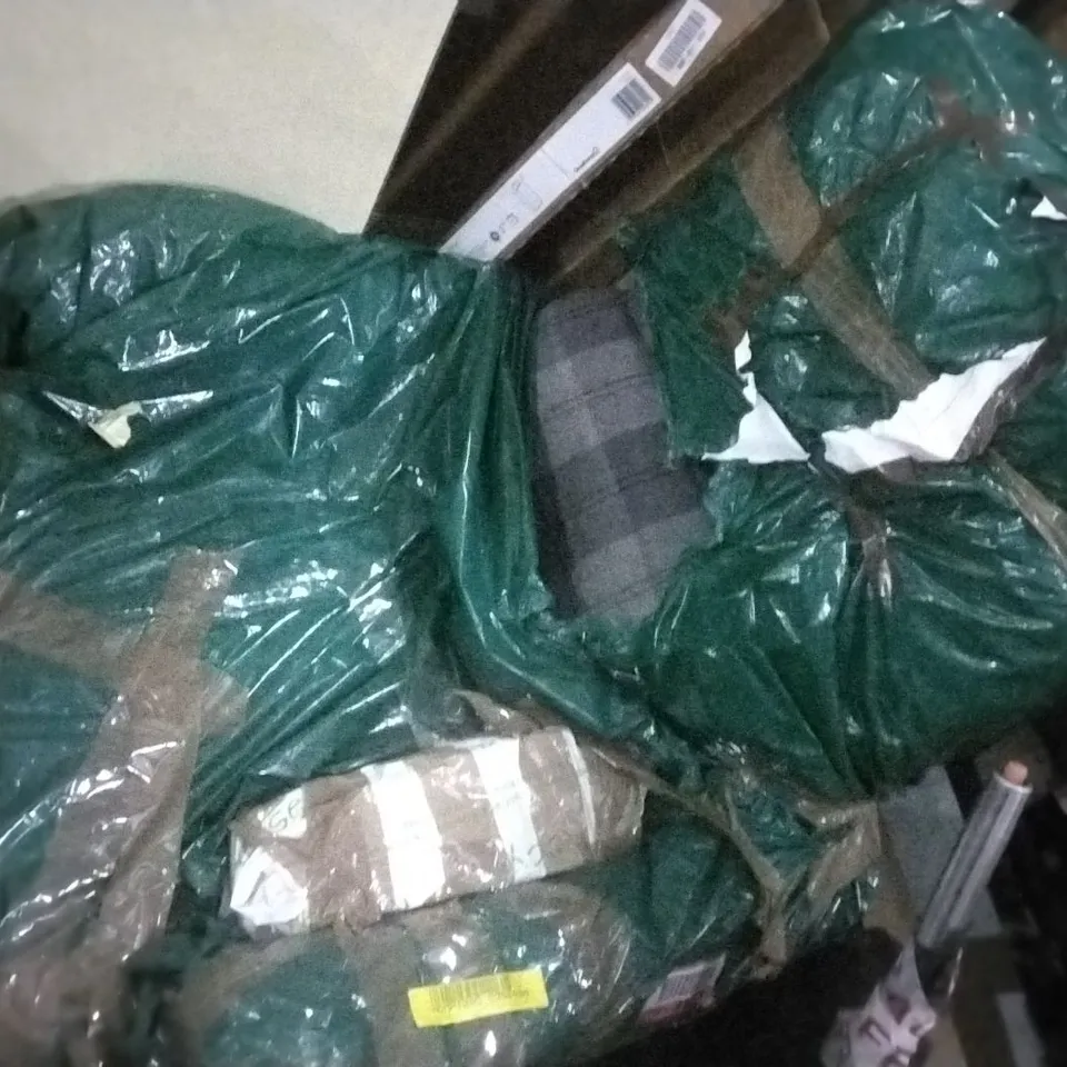 BOXED CARMACK MANUAL LIFT ASSIST RECLINER 