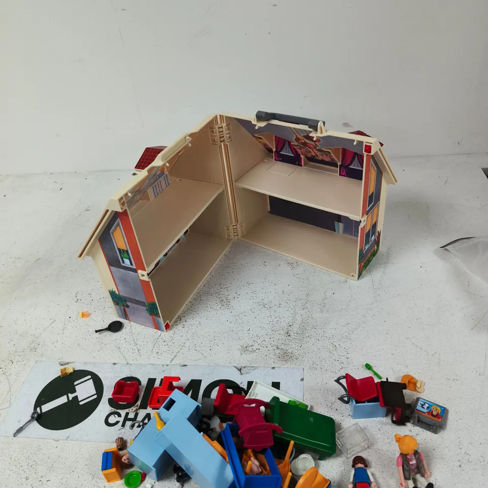 KIDS TOY HOUSE PLAYSET WITH MINI FIGURES