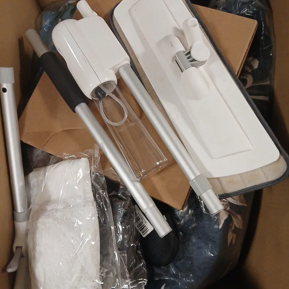 BOX OF APPROXIMATELY 10 ASSORTED HOUSEHOLD ITEMS TO INCLUDE - MOP - CLOCK - TOP - ETC