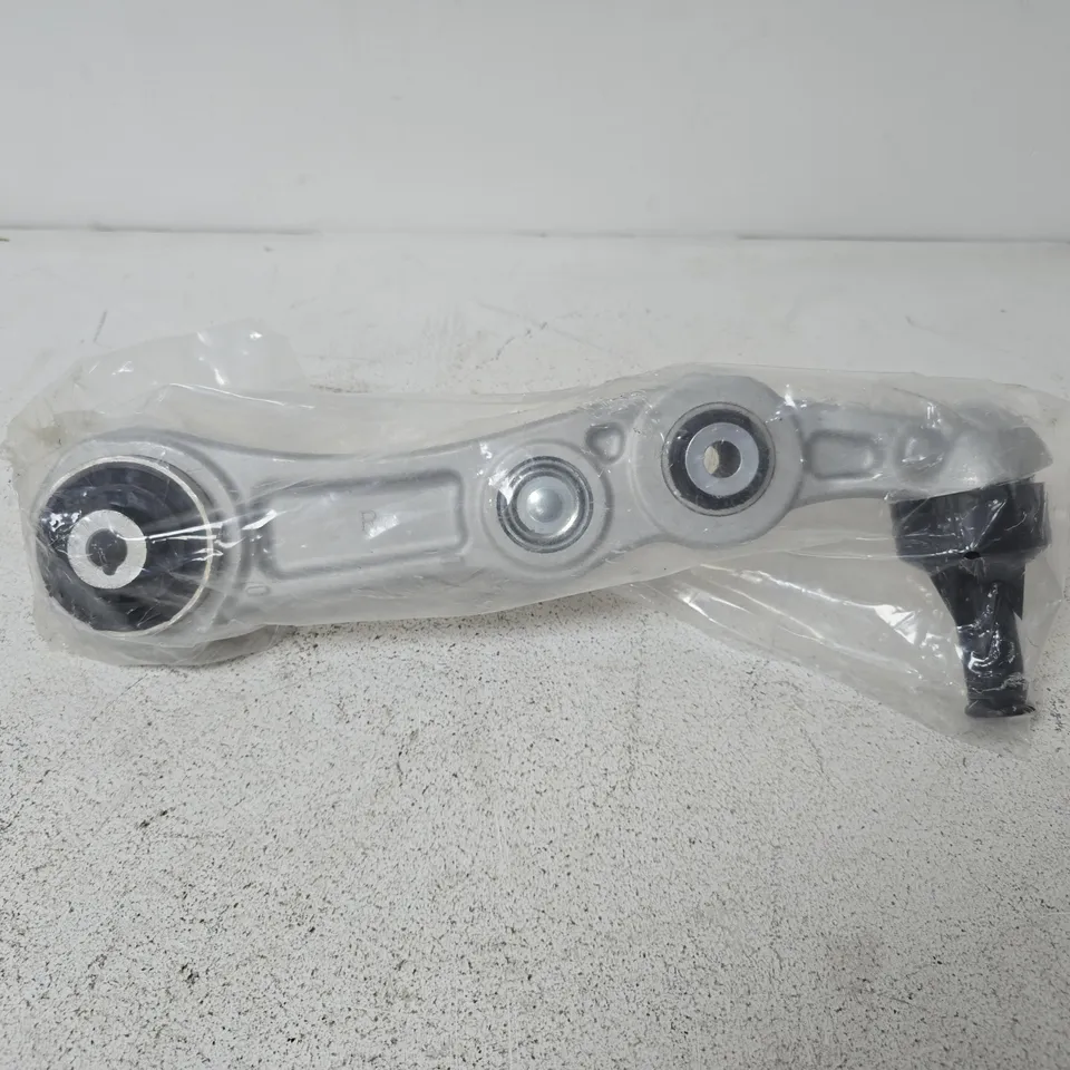 MERCEDES-BENZ W205 C-CLASS FRONT LOWER CONTROL ARM