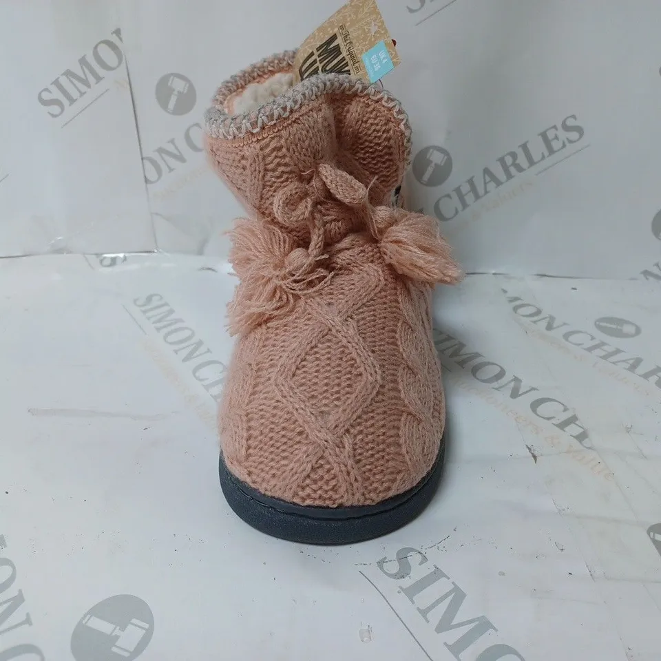 MUK LUKS LINA SLIPPER BOOT ROSE GOLD SIZE 4