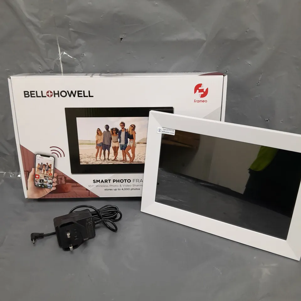 BELL AND HOWELL SMART PHOTO FRAME- WHITE