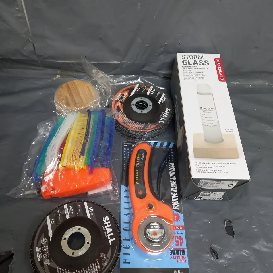 APPROXIMATELY 20 ASSORTED HOUSEHOLD ITEMS TOO INCLUDE CUTTING WHEEL , STORM GLASS , ROTARY CUTTER , ETC 