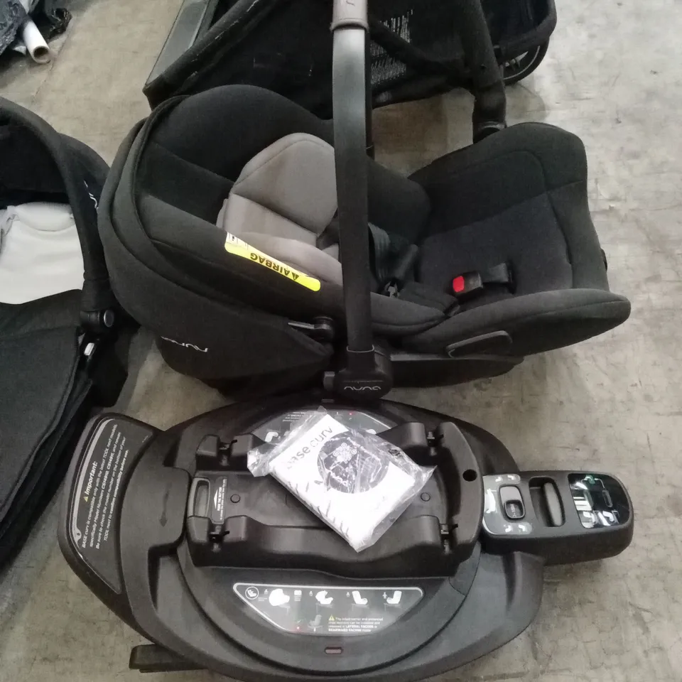 NUNA STROLLER, CARRY COT, CAR SEAT AND I-SIZE BASE (4 PARTS)