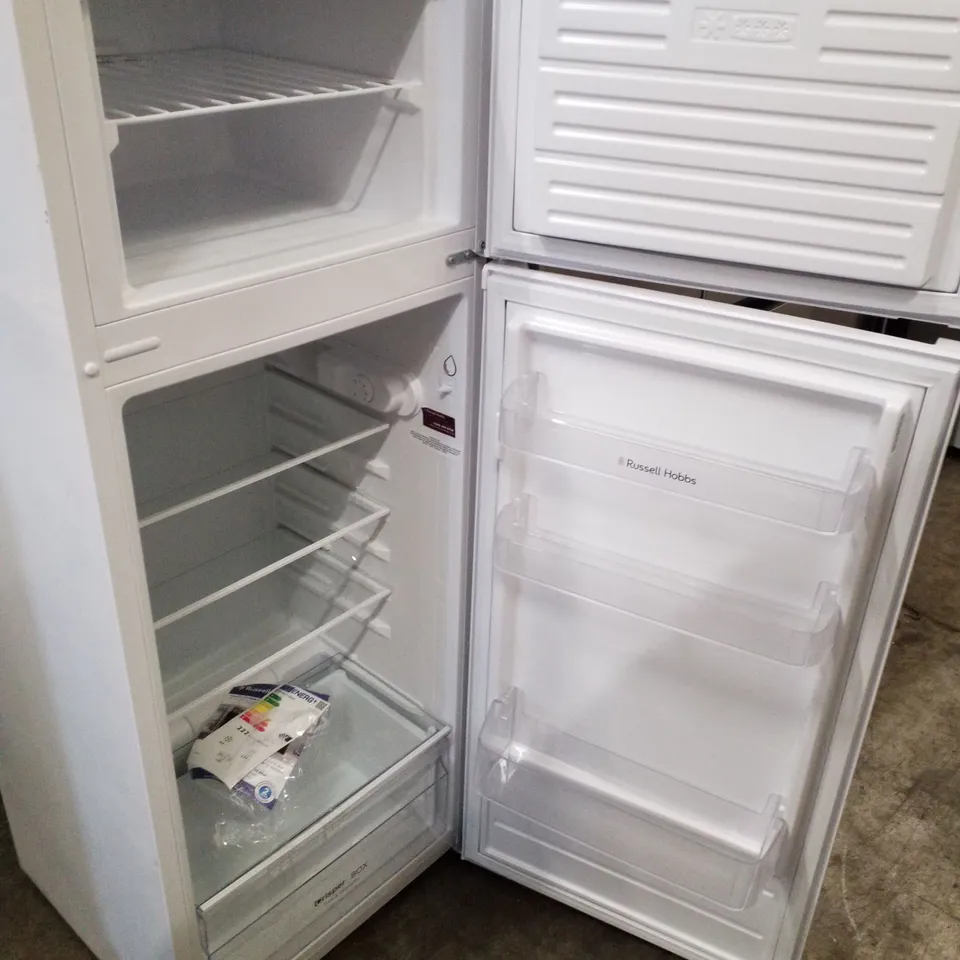 RUSSELL HOBBS FREESTANDING FRIDGE FREEZER IN WHITE - UNPROCESSED RAW RETURN