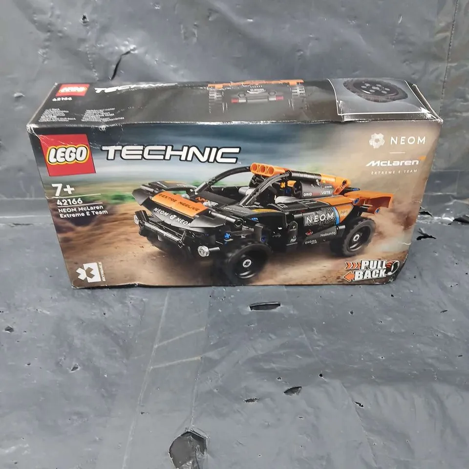 LEGO TECHNIC NEOM 42166