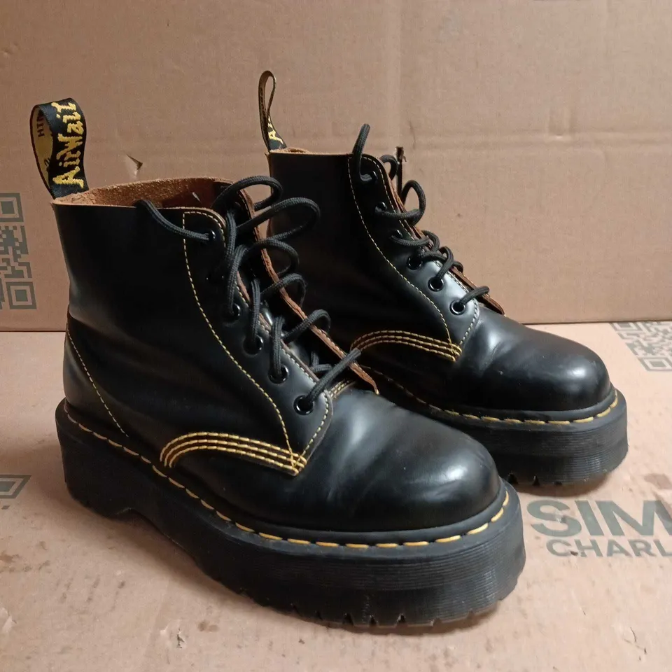DR MARTENS AIRWAIR ANKLE BOOTS BLACK SIZE 6