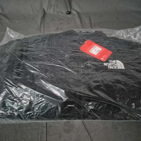 THE NORTH FACE BLACK WINTER COAT SIZE M