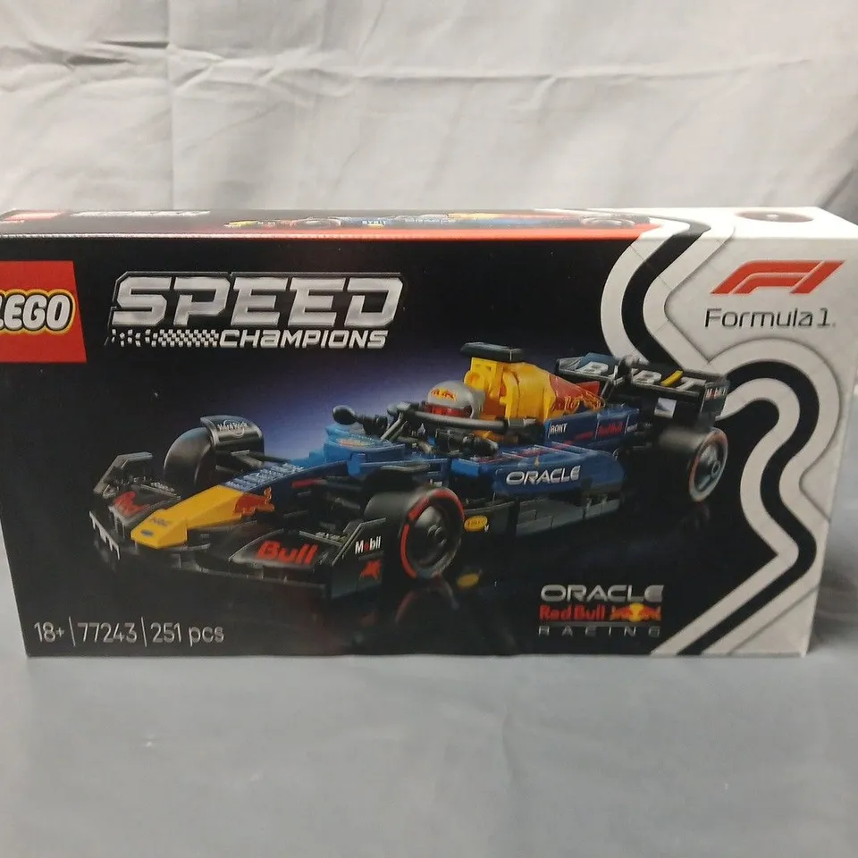 LEGO SPEED CHAMPIONS FORMULA 1 CAR SET 77243 – 251 PIECES