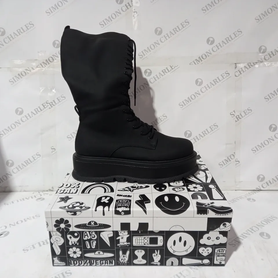 BRAND NEW BOXED PAIR OF KOI VEGAN LEATHER PALANTIR PLATFORM LACE UP BOOTS IN BLACK UK SIZE 10