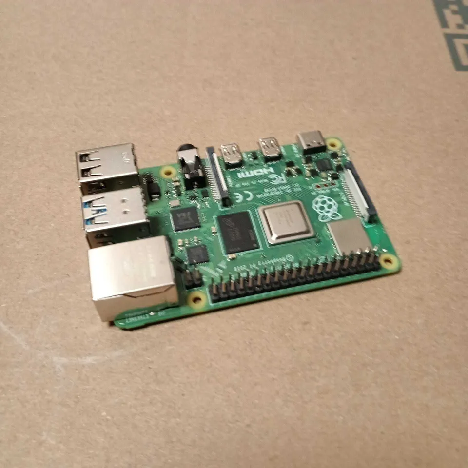 RASPBERRY PI 4 MODEL B 2GB RAM 
