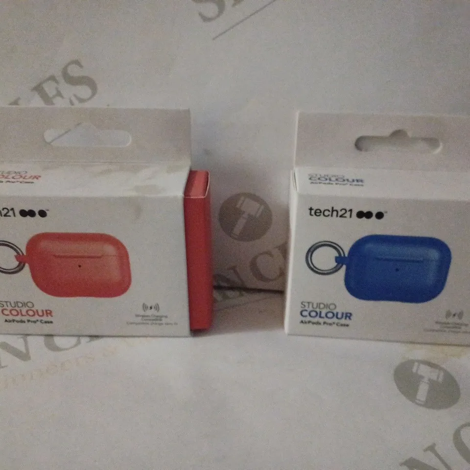 APPROXIMATELY 117 BRAND NEW BOXED TECH 21 STUDIO COLOUR AIRPODS PRO CASE IN ASSORTED COLOURS