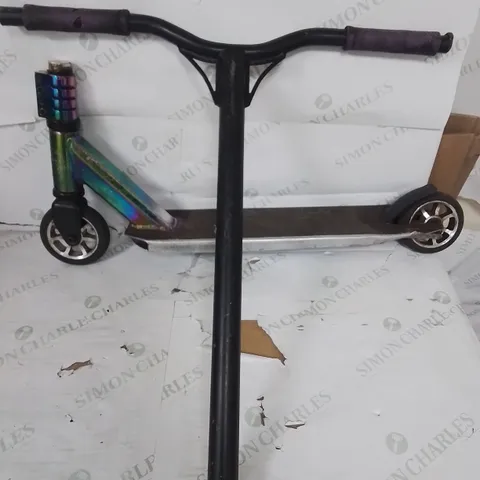 STUNTED NEO-MORPH STUNT SCOOTER