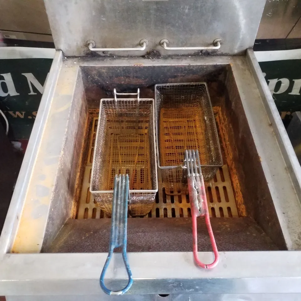 FALCON G2860 DOUBLE BASKET GAS FRYER