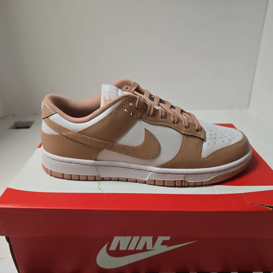 NIKE DUNK LOW WHITE/ROSE WHISPER SIZE 8.5 BOXED