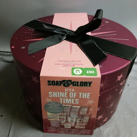 BOXED AND SEALED SOAP & GLORY ITS A SHINE OF THE TIMES BOXSET