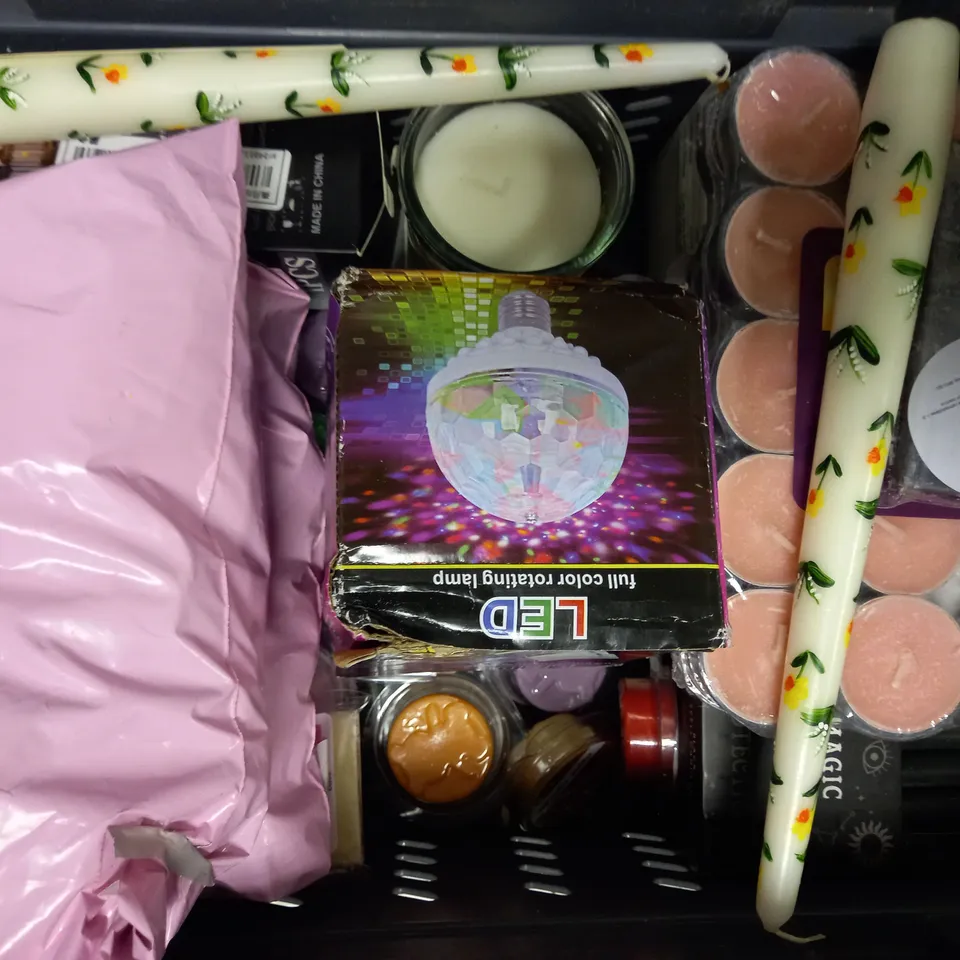 APPROXIMATELY 10 ASSORTED HOUSEHOLD ITEMS TO INCLUDE DISH MATIC, TEALIGHT CANDLES, MAGIC SPELL CANDLES, ETC