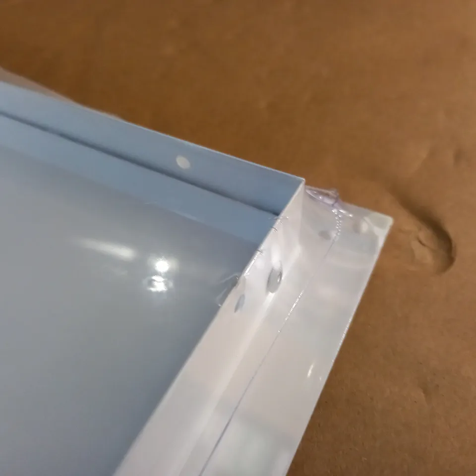 SEALED WHITE METAL TABLE TOP - 53X53CM
