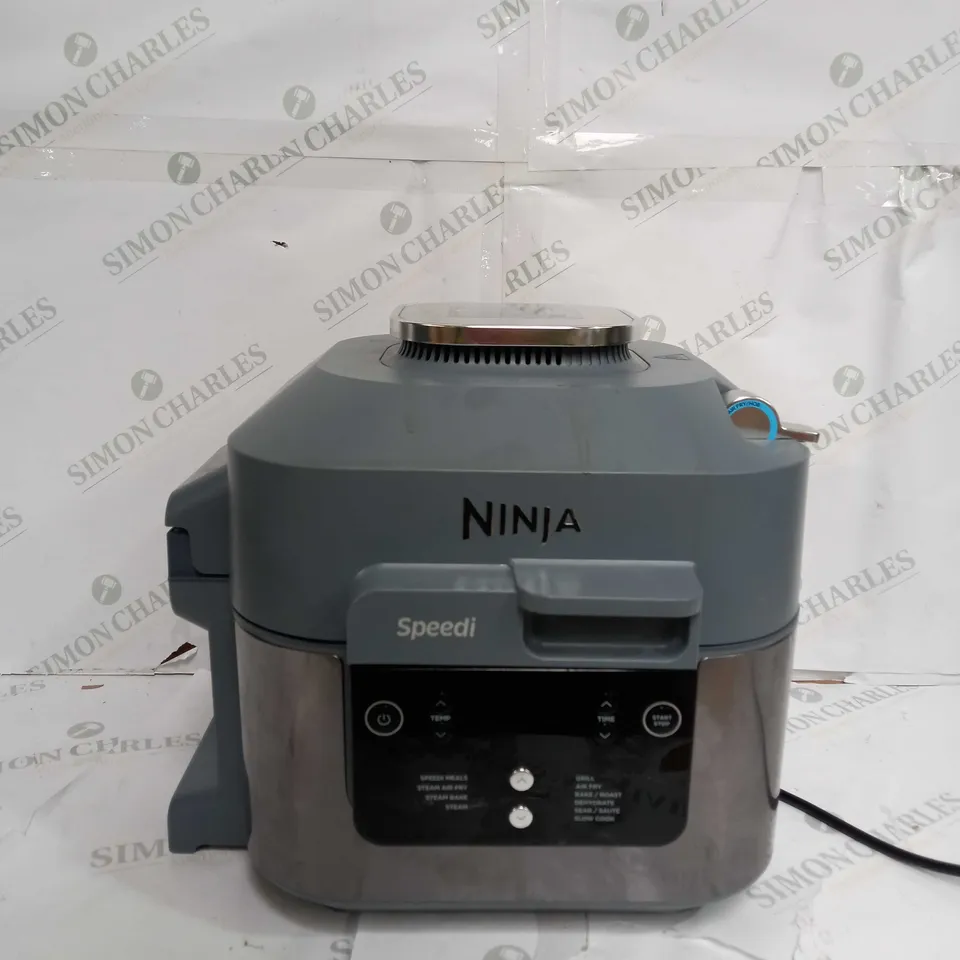 BOXED NINJA SPEEDI 10-IN-1 5.7L RAPID-COOKER & AIR FRYER ON400UK