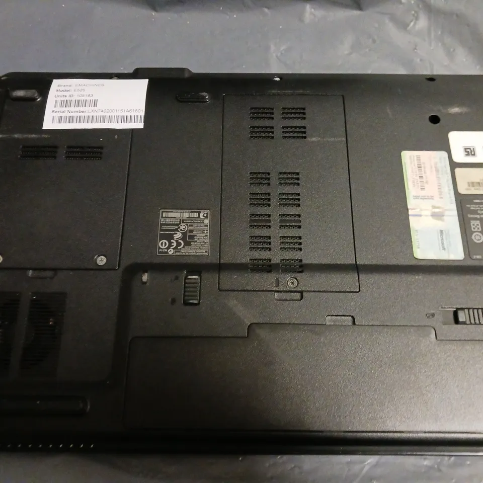 EMACHINES E525 LAPTOP