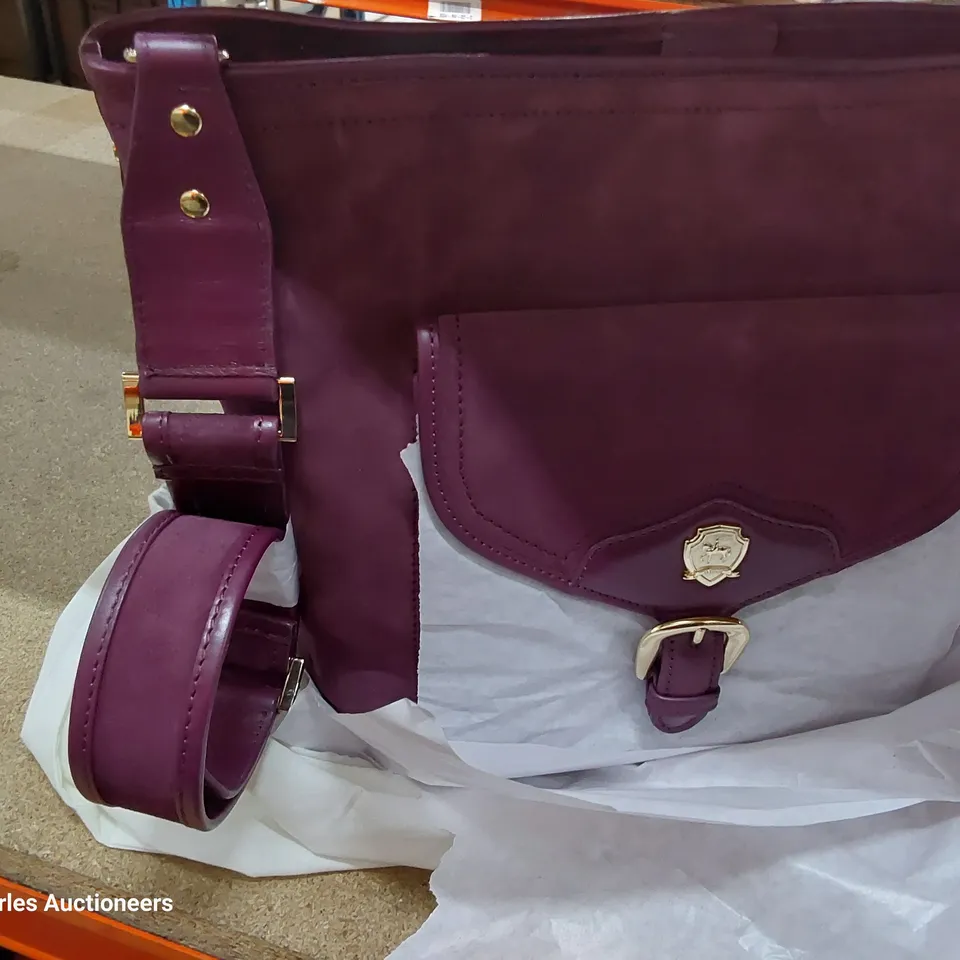 CASE OF 6 BRAND NEW DESIGNER PAUL COSTELLOE HANDBAGS