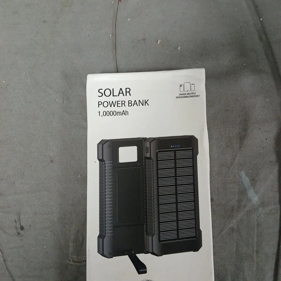 BOX OF APPROXIMATELY 12 ASSORTED ITEMS TO INCLUDE: NOKIA 105 AND SOLAR POWER BANK