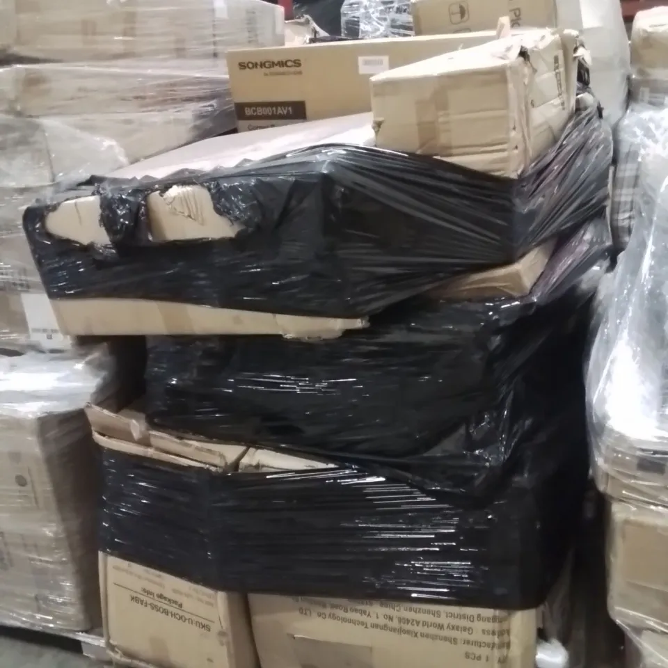 PALLET OF ASSORTED HOUSEHOLD GOODS AND PRODUCTS TO INCLUDE;DELIVERY BOX,TRASH CAN,CORNER BRACKET REGAL