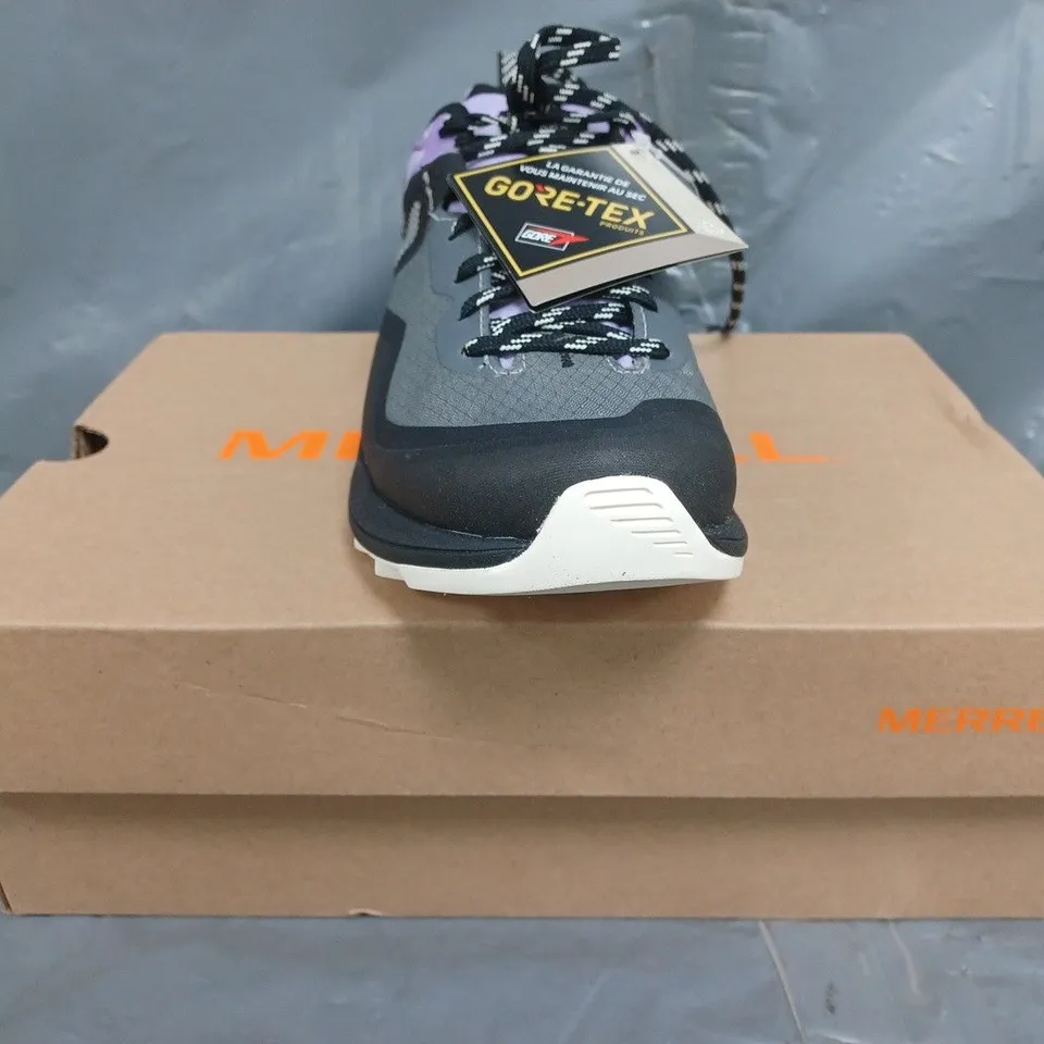BOXED PAIR OF MERRELL MQM 3 GTX SHOES IN GREY/BLACK/LILAC SIZE UK 4