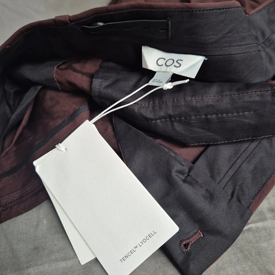 COS TROUSERS IN BURGUNDY - UK 14