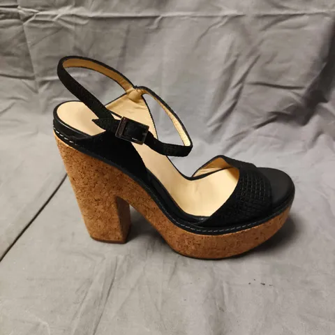 JIMMY CHOO PLATFORM HEEL SHOES - 7