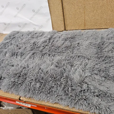 FAULKLAND GREY RUG 108 × 60