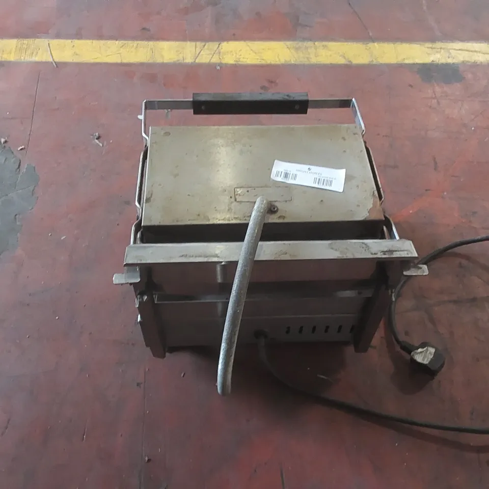 COMMERCIAL SANDWICH PRESS/CONTACT GRILL