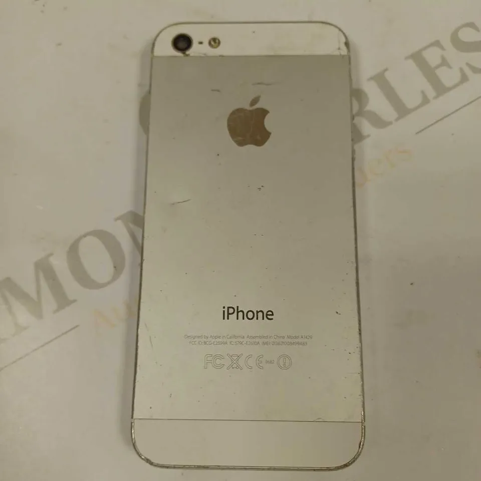 APPLE IPHONE 5 (A1429) 