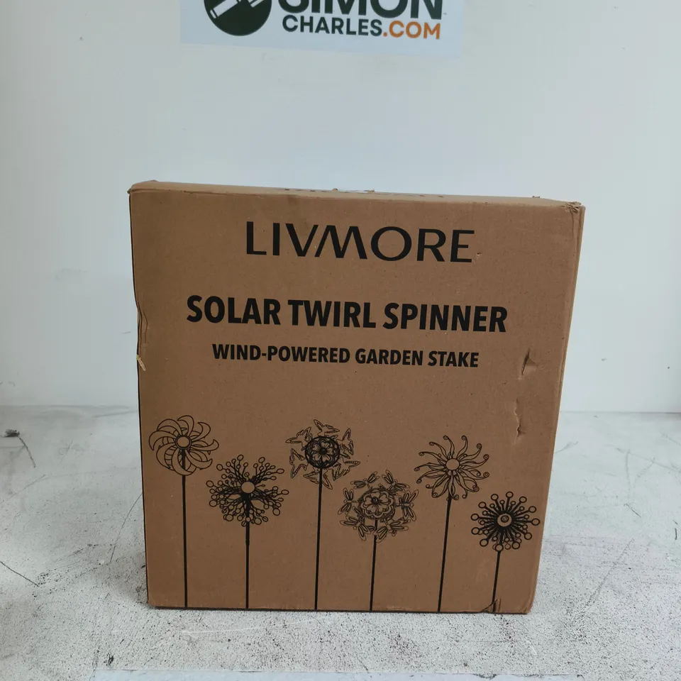 LIVMORE SOLAR TWIRL SPINNER – WIND-POWERED GARDEN STAKE