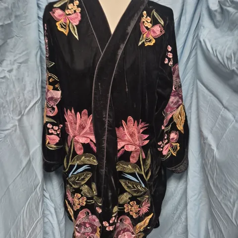 MONSOON FREYA EMBELLISHED KIMONO - SIZE XL