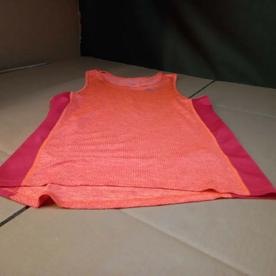 NIKE DRI-FIT VIBRANT ORANGE FITNESS TOP - SMALL