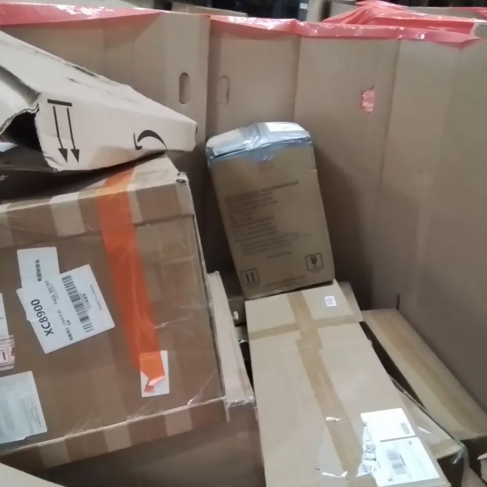 PALLET OF ASSORTED HOUSEHOLD GOODS AND PRODUCTS TO INCLUDE;PAPER SHREDDER,FOLDABLE GARDEN CART,SUITCASE
