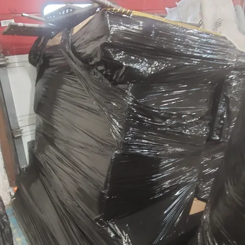 PALLET CONTAINING A VERY LARGE QUANTITY OF ASSORTED DESIGNER GARDEN FURNITURE PARTS