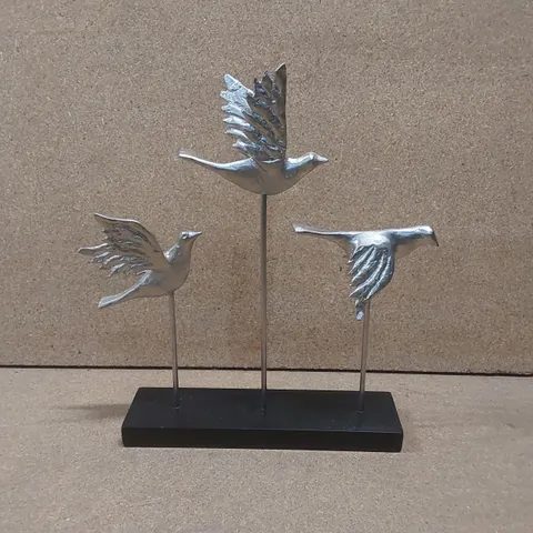 BIRD FLIGHT DECOR STATUE