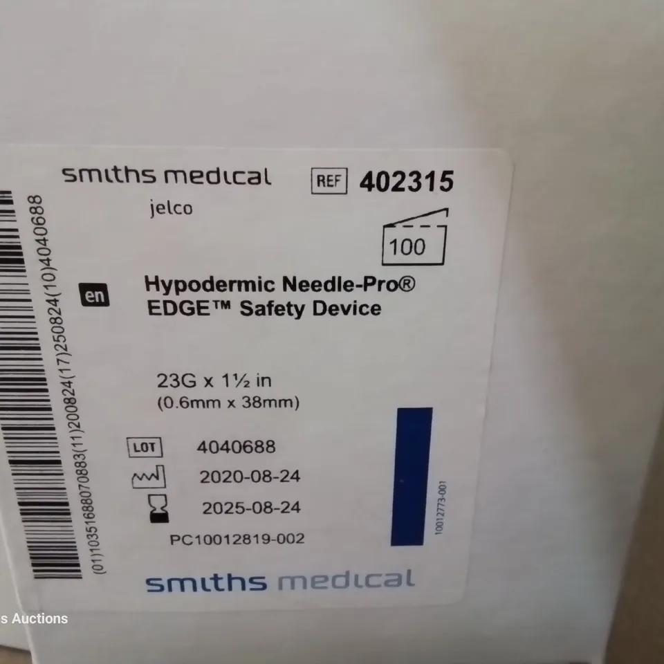TWO BOXES OF SMITHS HYPODERMIC NEEDLE PRO EDGE SAFETY DEVICE 100 × 23G × 0.6 × 38mm
