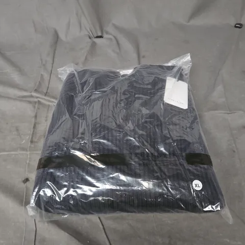 PEREGRINE DARK BLUE KNITTED JUMPER SIZE XL