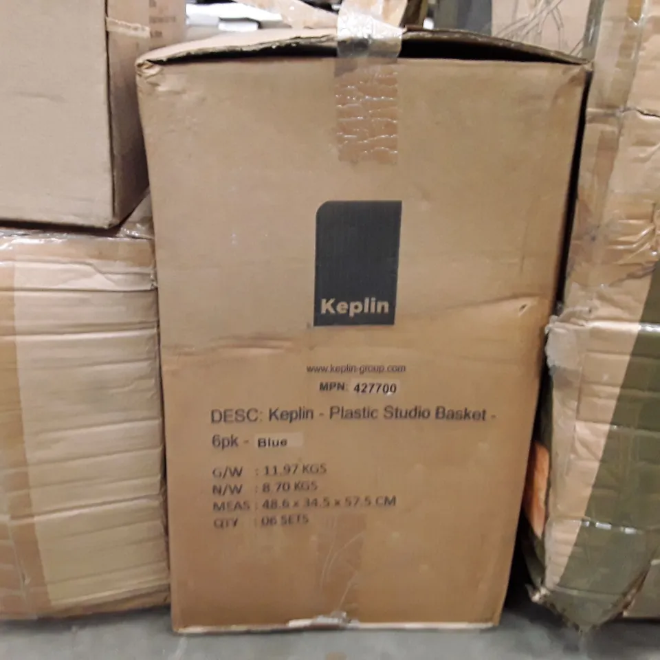 BOX CONTAINING KEPLIN 6 SETS OF PLASTIC STUDIO BASKET X6 - BLUE 