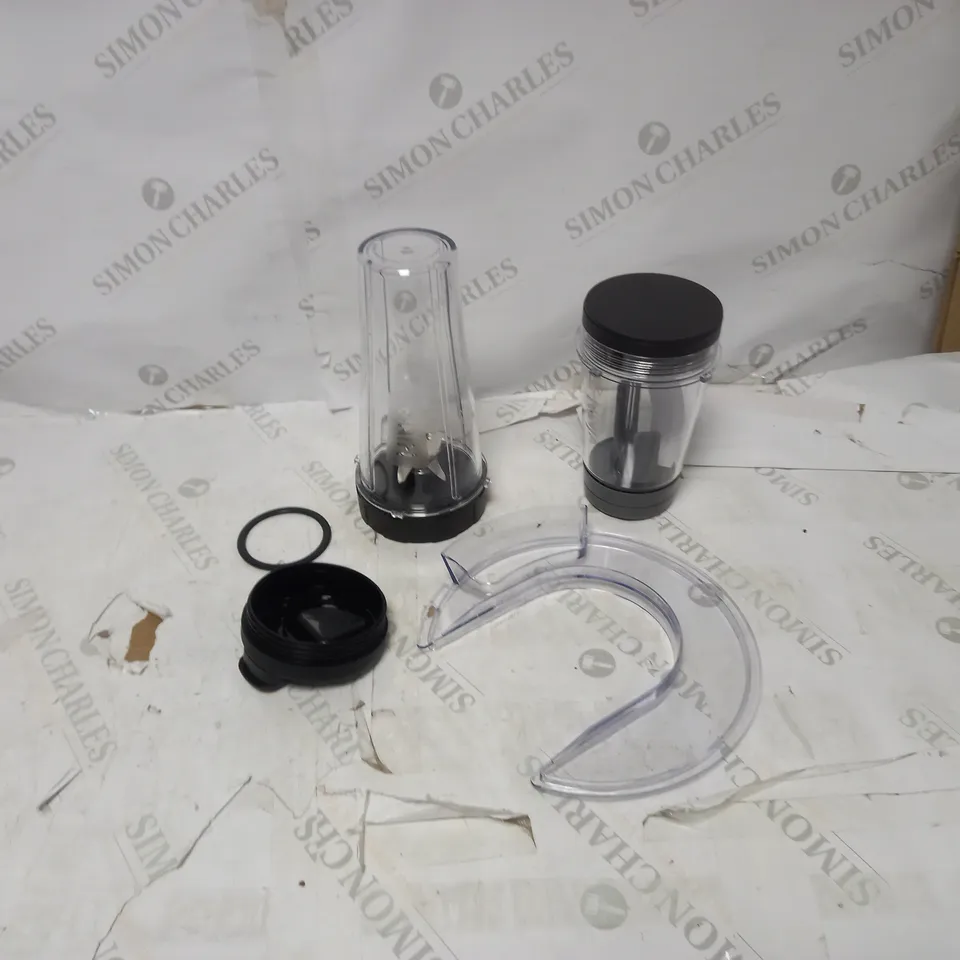 NINJA BLENDER AND BOTTLE