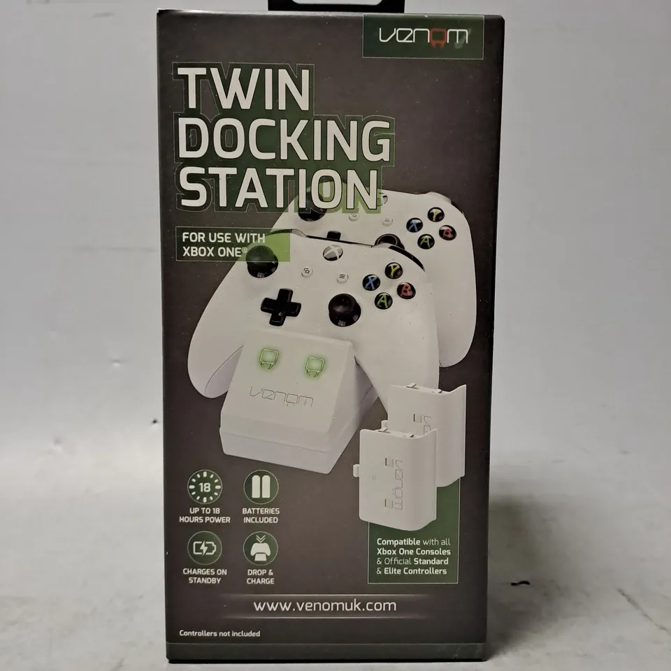 BOXED VENOM TWIN DOCKING STATION 