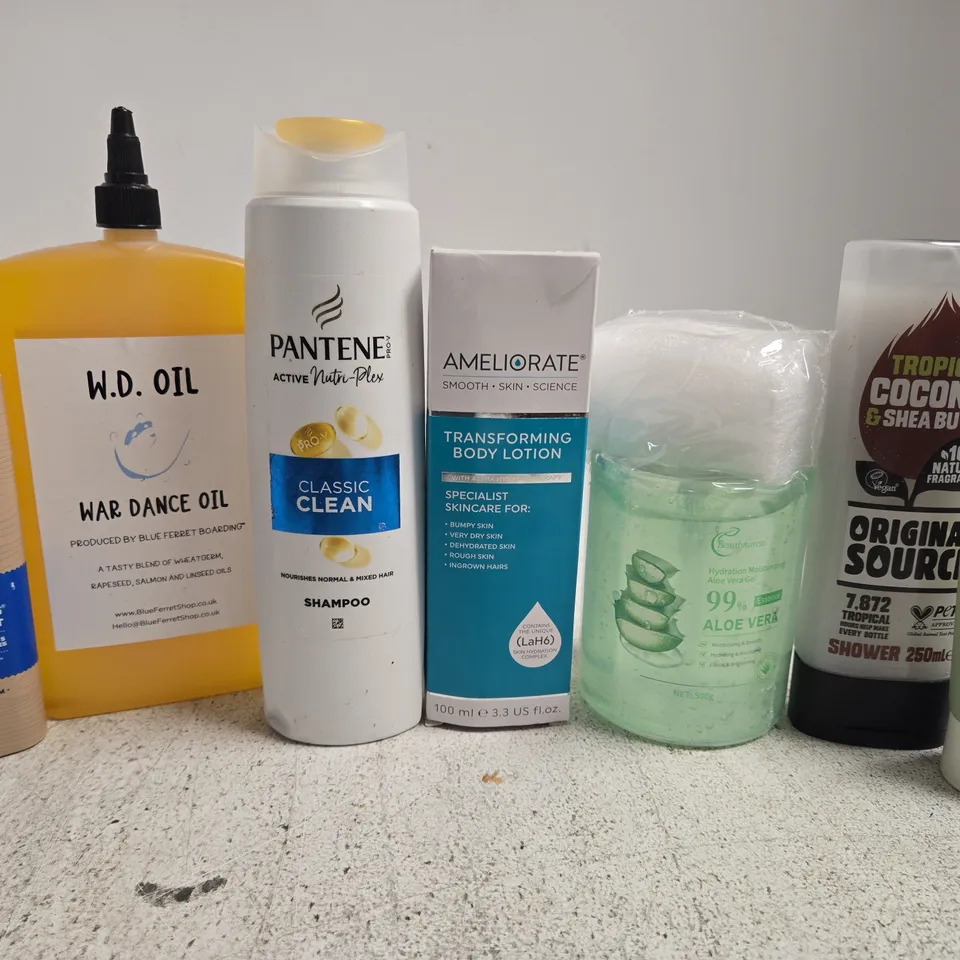 APPROX 12 ASSORTED BEAUTY PRODUCTS TO INCLUDE DR SQUATCH DEODORANT, PANTENE SHAMPOO, AMELIORATE BODY LOTION, ETC