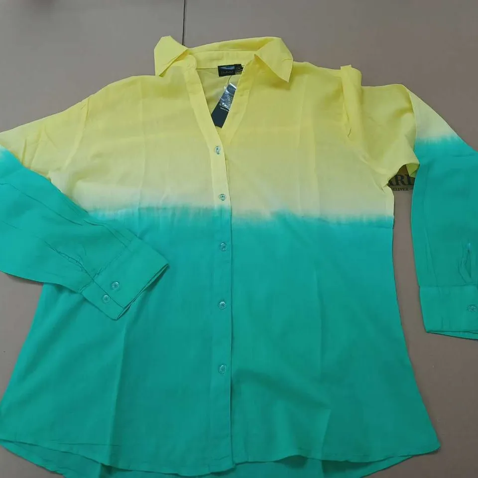 LOT OF APPROXIMATELY 40 BRAND NEW DESTELLO GREEN & YELLOW OOMBRE SHIRTS - L/XL