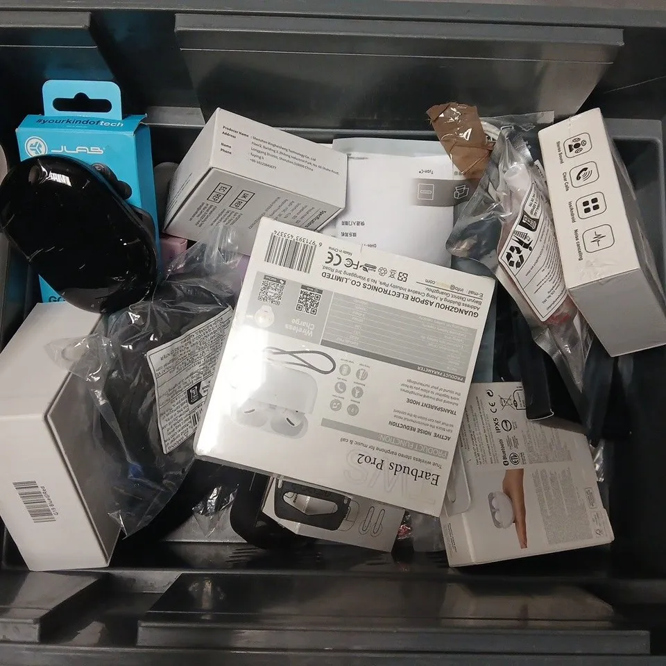 APPROXIMATELY 12 ASSORTED AUDIO BASED PRODUCTS TO INCLUDE JLAB GOPOP, BELKIN SOUNDFORM NANO 2, TWS EARBUDS PRO 2, ETC
